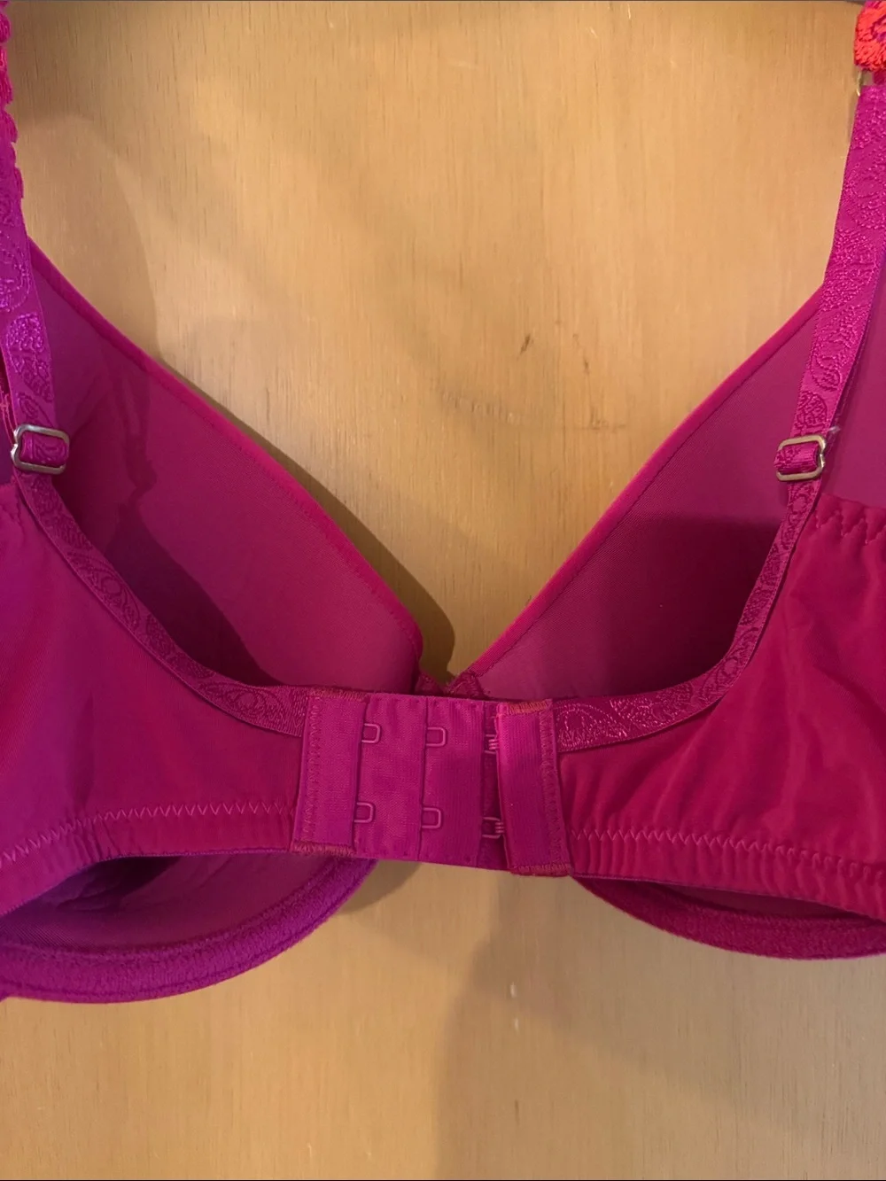 Natori Women’s Underwire Lace-Trim Bra Fuschia Pink Size 34DD (E)